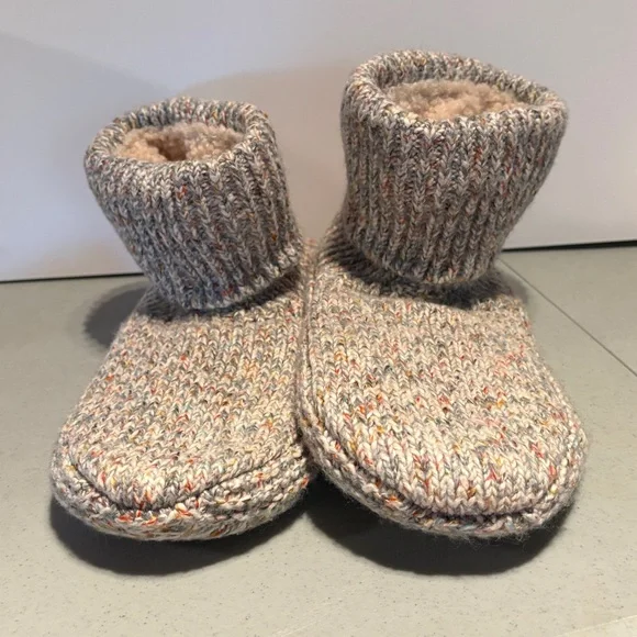 Bombas Shoes Bombas Womens Gripper Slipper Bootie Sherpalined